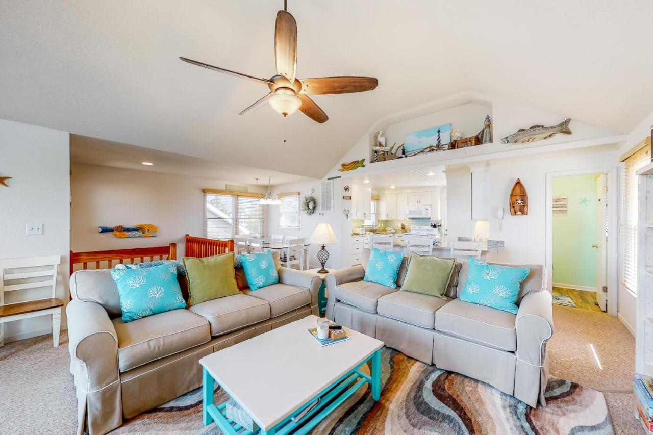 Gizmo'S Getaway Villa Nags Head Exterior photo