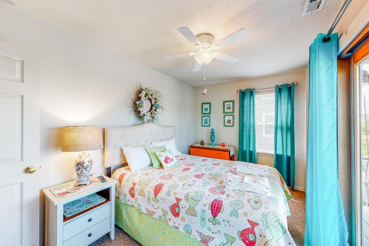 Gizmo'S Getaway Villa Nags Head Exterior photo
