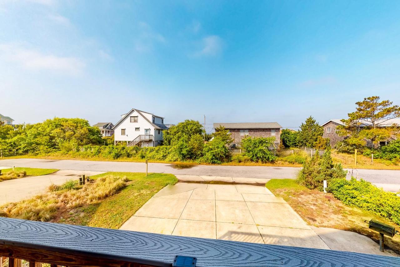 Gizmo'S Getaway Villa Nags Head Exterior photo